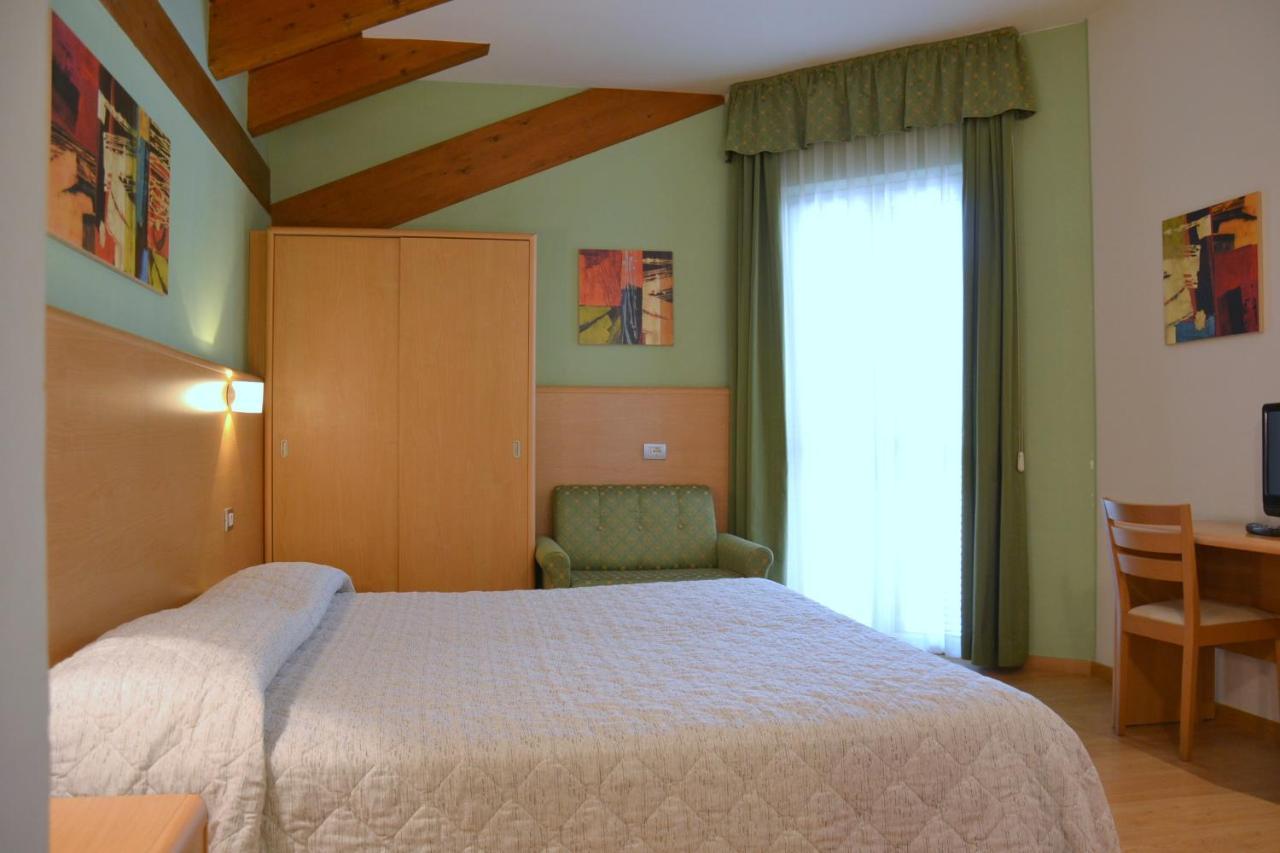 Al Brenta Hotel Levico Terme Luaran gambar